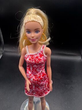 Barbie Fashionista Doll #205 Blonde Ponytail Pink And Red Floral Dress Jewelry